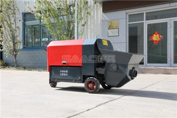 夏秋交替時節，小型混凝土輸送泵車做哪些維護