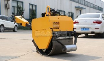 如何延長<font color='red'><font color='red'>壓路機</font></font>減震膠墊